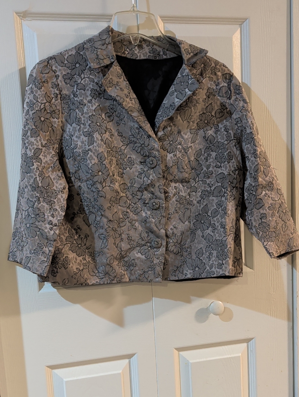 Women's Floral Jacquard Cropped Jacket - Gray